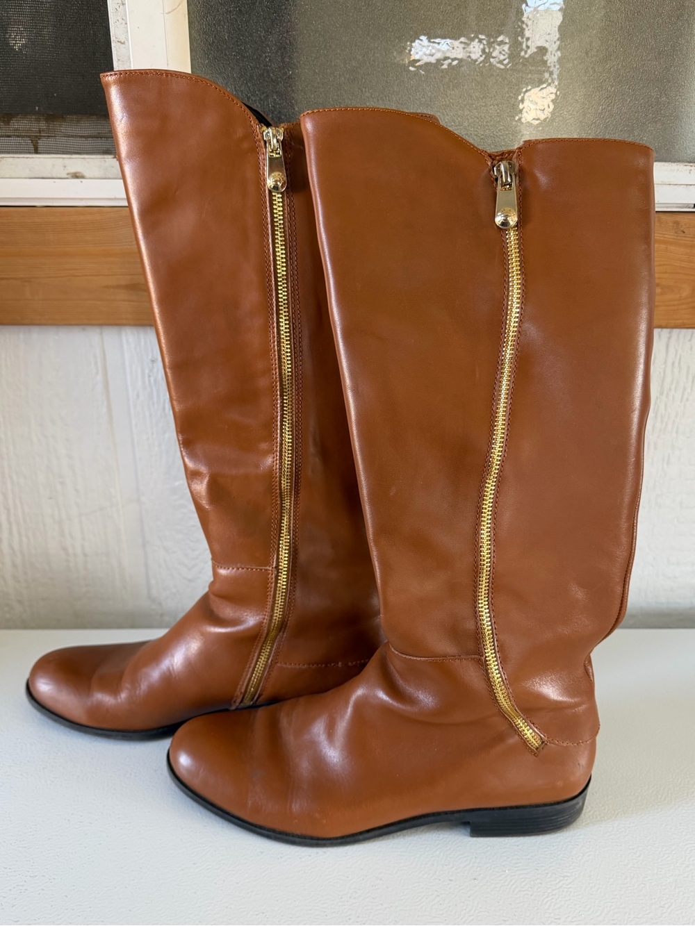 Tahari Billings Brown Leather Knee High Riding Boots Size 10M